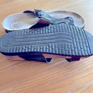 Leather black patent leather sandals